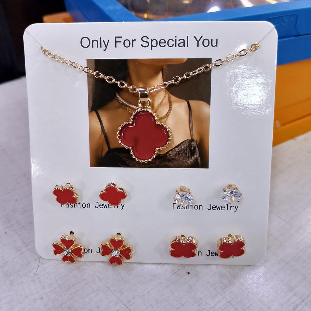 Beautiful 4 Pairs Of Earrings & Neckalce Elegant Design Stylish Look Comfortable Wear Durable Quality